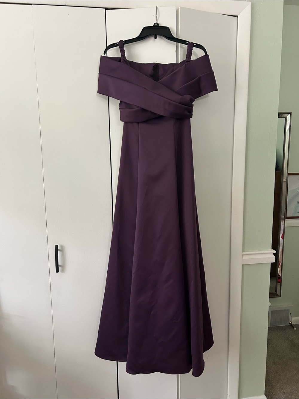 Jordan Off-Shoulder Maxi Dress in Plum